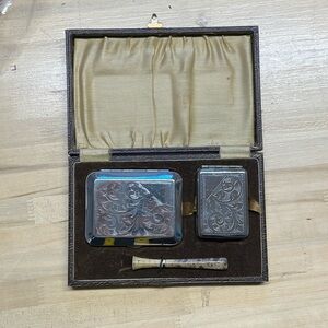 Vintage cigarettes holder and case